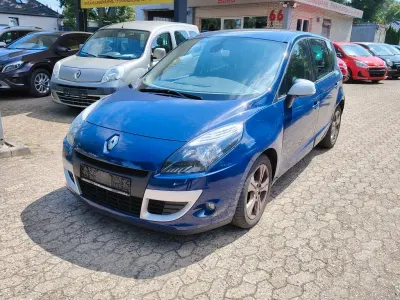 Gebraucht Renault Scénic Dynamique 131 PS (96 kW) 2011 Blau Van / Kleinbus