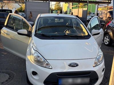 Usata Ford Ka Titanium 69 CV (50 kW) 2009 Bianco Utilitaria