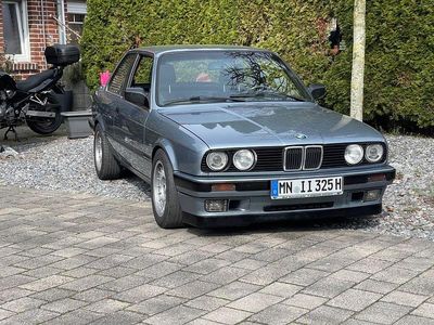 Gebraucht BMW 325 Performance 170 PS (125 kW) 1988 Blau Coupé