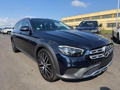 Usata Mercedes E220 All-Terrain 194 CV (142 kW) 2022 Blu Station wagon