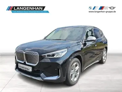 Gebraucht BMW iX1 xLine 230 kW (313 PS) 2023 Schwarz SUV