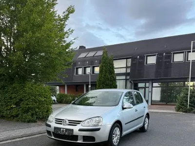 Gebraucht VW Golf IV Comfortline 75 PS (55 kW) 2005 Silber Limousine