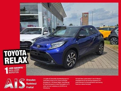 Neu Toyota Aygo X 72 PS (52 kW) 2025 Celestite grey / night sky black SUV