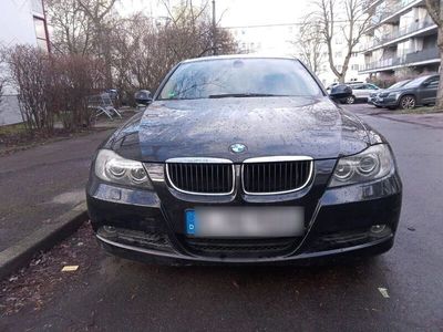 Gebraucht BMW 320 163 PS (119 kW) 2005 Schwarz Limousine
