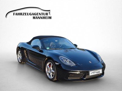 Gebraucht Porsche 718 Boxster 299 PS (219 kW) 2016 Tiefschwarz Cabrio