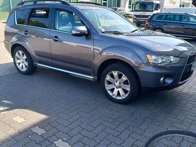 Second-hand Mitsubishi Outlander 170 CP (125 kW) 2010 Gri
