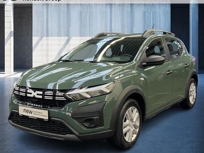 Second-hand Dacia Sandero Essentiel 101 CP (74 kW) 2024 Gri Berlinǎ