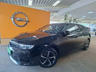 Gebraucht Opel Astra 131 PS (96 kW) 2025 Schwarz Kleinwagen