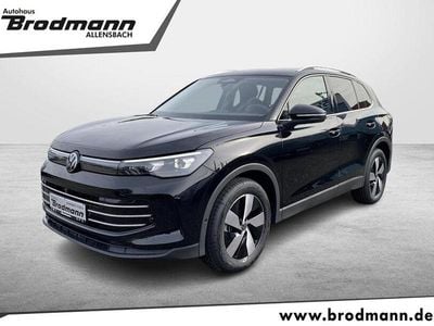 Grenadillschwarz metallic Neu 2025 VW Tiguan Elegance SUV | 43.850 € (Guter Preis)