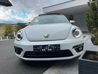 Gebraucht VW Beetle Design 140 PS (102 kW) 2015 Weiß Kleinwagen