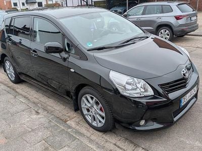 Gebraucht Toyota Verso Travel 150 PS (110 kW) 2012 Schwarz Van / Kleinbus