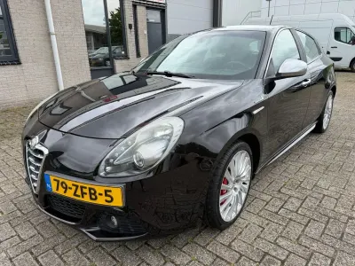 Gebraucht Alfa Romeo Giulietta 170 PS (125 kW) 2012 Schwarz Kleinwagen