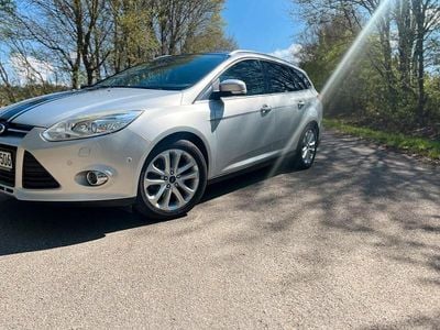Second-hand Ford Focus Titanium 150 CP (110 kW) 2012 Gri Break