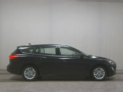 Usata Ford Focus Titanium 125 CV (91 kW) 2021 Nero Station wagon