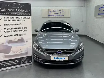 Gebraucht Volvo S60 Summum 190 PS (139 kW) 2018 Grau Limousine