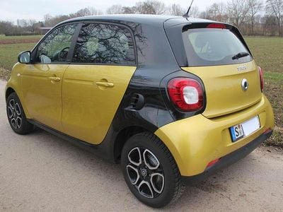 Usado Smart ForFour Passion 71 HP (52 kW) 2015 Dourado Citadino
