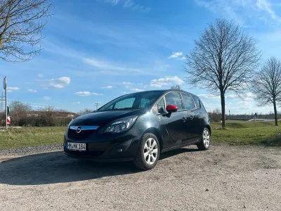 Gebraucht Opel Meriva 140 PS (102 kW) 2013 Schwarz Van / Kleinbus