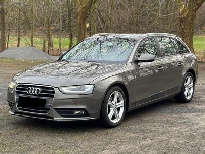 Gebraucht Audi A4 S-Line 150 PS (110 kW) 2014 Grau Kombi