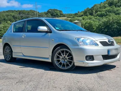 Gebraucht Toyota Corolla 192 PS (141 kW) 2004 Silber Kleinwagen