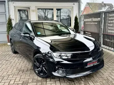 Usata Opel Astra GS Line 131 CV (96 kW) 2024 Nero Utilitaria