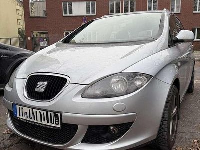 Gebraucht Seat Altea XL Comfort 130 PS (95 kW) 2008 Grau Van / Kleinbus