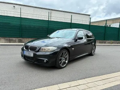 Gebraucht BMW 320 M Sport 184 PS (135 kW) 2012 Schwarz Kombi