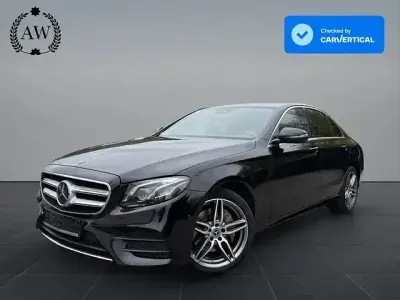 Gebraucht Mercedes E220 AMG line 194 PS (142 kW) 2019 Schwarz Limousine