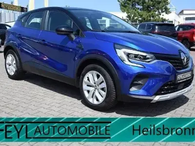 Gebraucht Renault Captur 140 PS (102 kW) 2023 Blau SUV