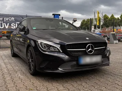 Gebraucht Mercedes CLA180 AMG line 122 PS (89 kW) 2017 Schwarz Limousine
