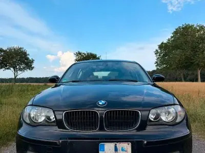 Gebraucht BMW 118 143 PS (105 kW) 2007 Schwarz Kleinwagen