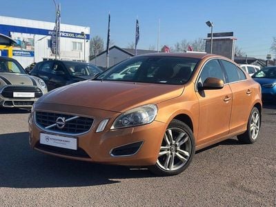 Gebraucht Volvo S60 Summum 203 PS (149 kW) 2010 Orange Limousine