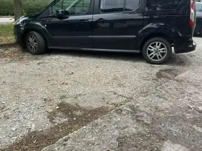 Gebraucht Ford Grand Tourneo Connect 120 PS (88 kW) 2019 Schwarz Van / Kleinbus