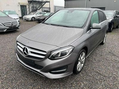 Mercedes B220