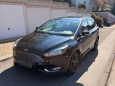Gebraucht Ford Focus Titanium 150 PS (110 kW) 2016 Schwarz Kombi