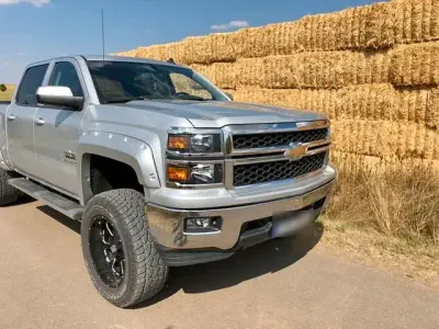 Gebraucht Chevrolet Silverado 360 PS (264 kW) 2013 Silber Limousine