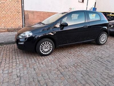 Usata Fiat Punto 70 CV (51 kW) 2015 Nero Utilitaria