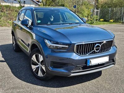 Gebraucht Volvo XC40 Inscription 211 PS (155 kW) 2022 Blau SUV