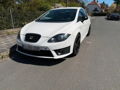 Gebraucht Seat Leon FR 211 PS (155 kW) 2011 Weiß Kleinwagen