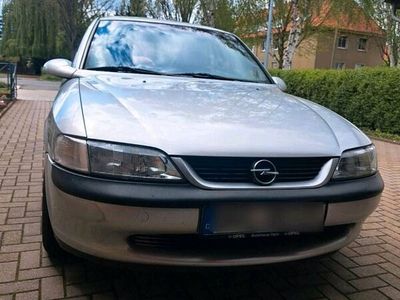 gebraucht Opel Vectra B CC 1,6