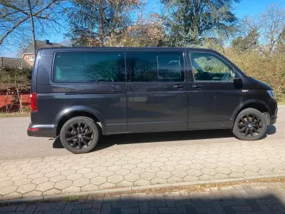 Gebraucht VW Caravelle 150 PS (110 kW) 2016 Schwarz Van