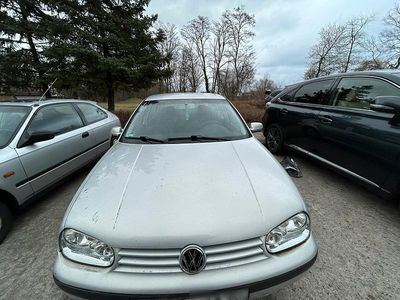 Gebraucht VW Golf III 74 PS (54 kW) 1999 Silber Limousine