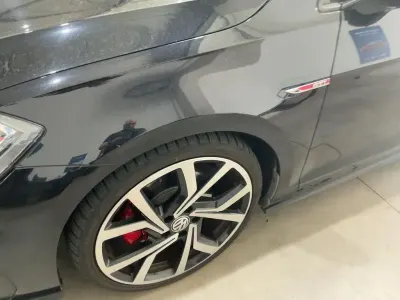 Gebraucht VW Golf VII GTI 230 PS (169 kW) 2017 Schwarz Limousine