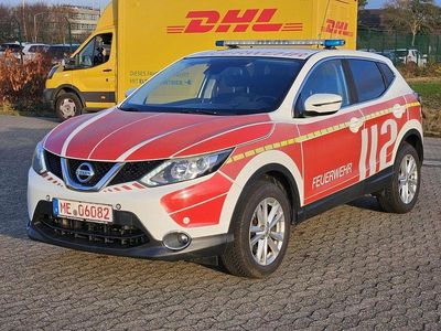 Gebraucht Nissan Qashqai 131 PS (96 kW) 2016 Weiß SUV