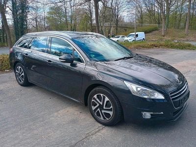 Gebraucht Peugeot 508 SW 156 PS (114 kW) 2014 Schwarz Kombi