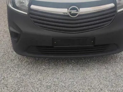 Używany Opel Vivaro 120 KM (88 kW) 2018 Biały Minivan