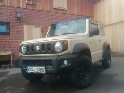 Gebraucht Suzuki Jimny 102 PS (75 kW) 2023 Beige SUV