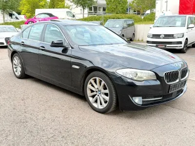 Gebraucht BMW 530 Sport Line 258 PS (189 kW) 2011 Schwarz Limousine