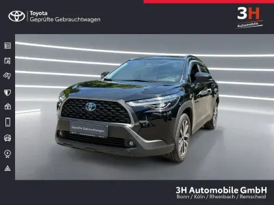 Gebraucht Toyota Corolla Cross Team 197 PS (144 kW) 2023 Tiefschwarz mica metallic SUV