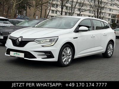 Gebraucht Renault Mégane IV Equilibre 116 PS (85 kW) 2023 Weiß Limousine