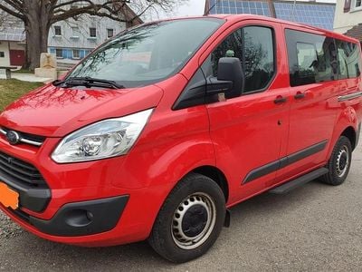 Gebraucht Ford Tourneo 125 PS (91 kW) 2014 Rot Van / Kleinbus